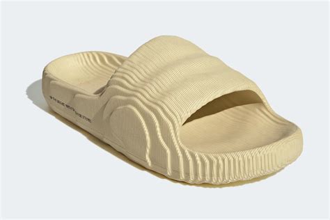 adidas adilette 22 slides price